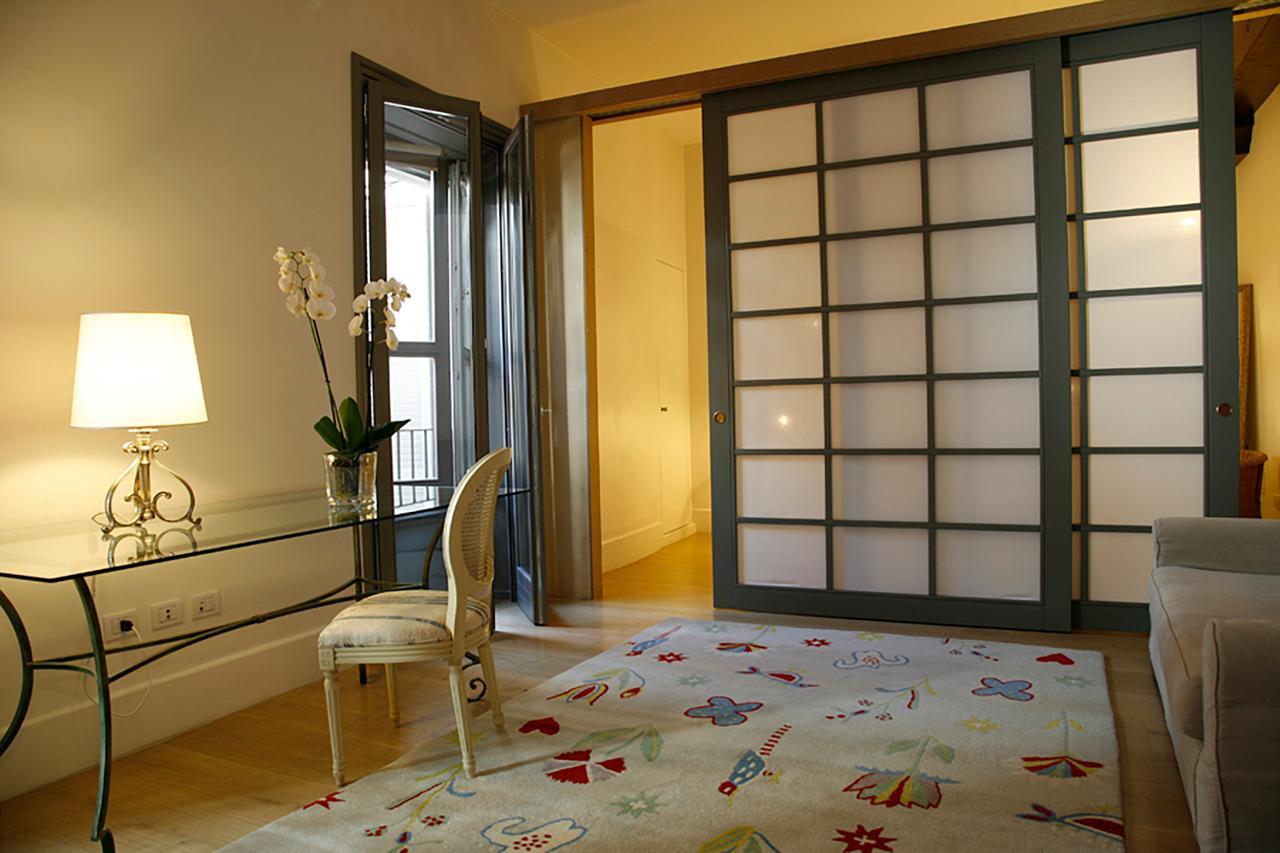 Milano Suites Esterno foto