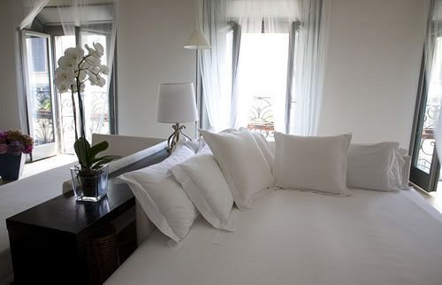 Milano Suites Esterno foto